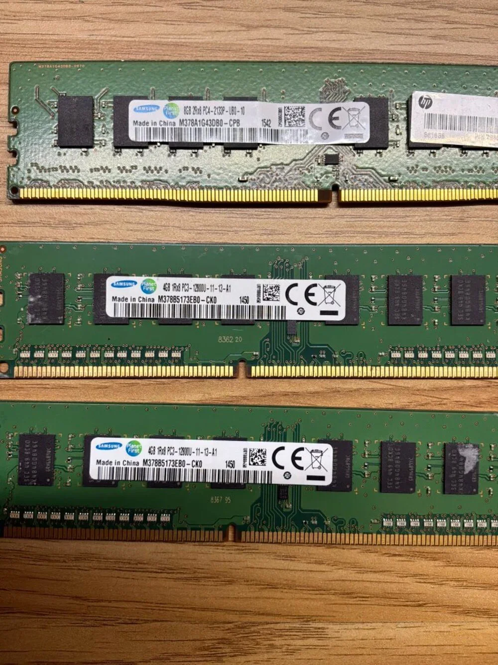 Lot of 3 Samsung 4GB DDR3 1600MHz PC3-12800U Desktop RAM Memory DIMM M378B5173EB